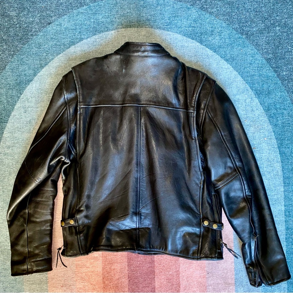 IK black Leather motorcycle jacket, in excellent condition, unisex size 48. - Picture 2 of 16